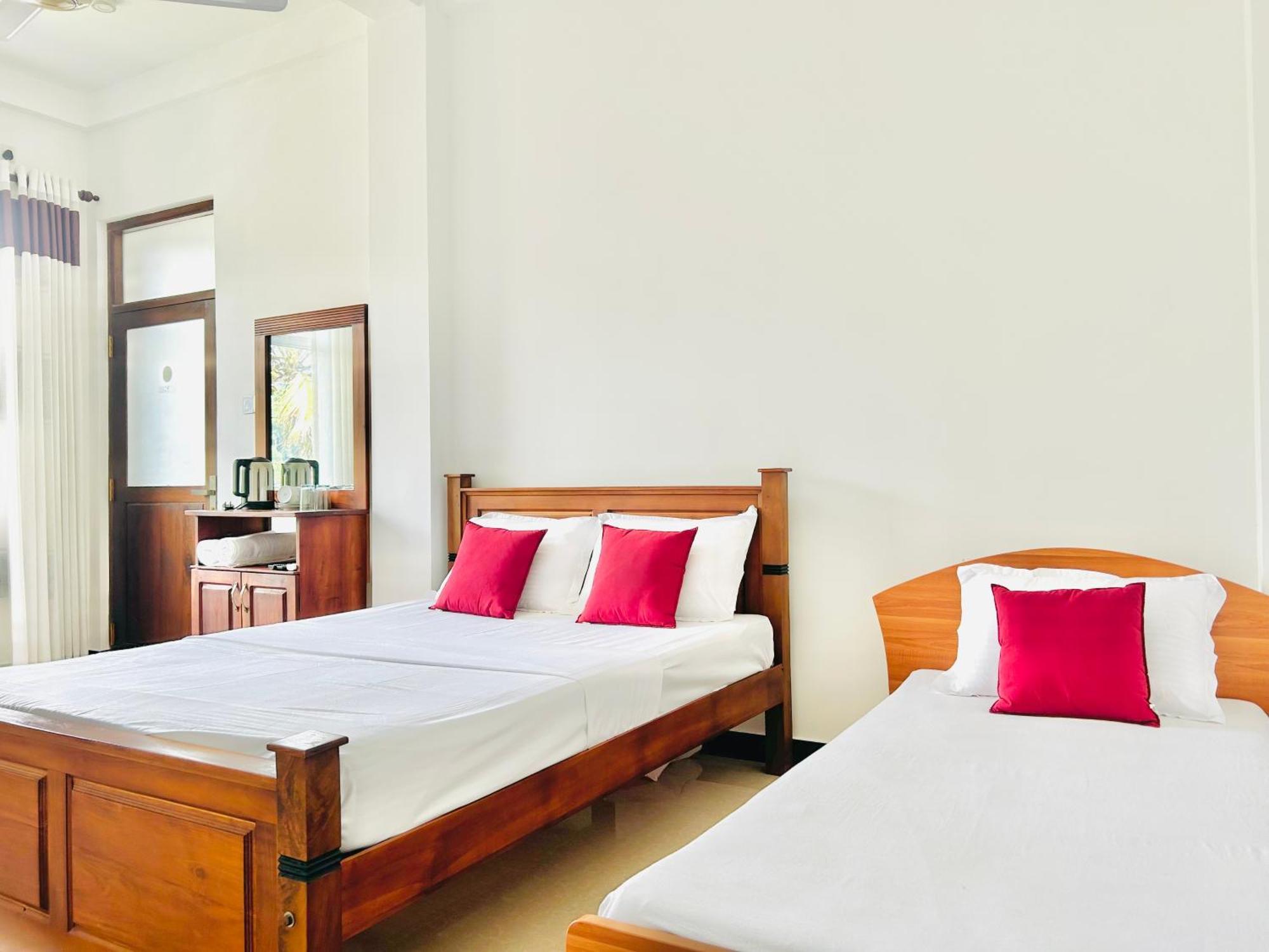 The Terrace Kandy Bagian luar foto