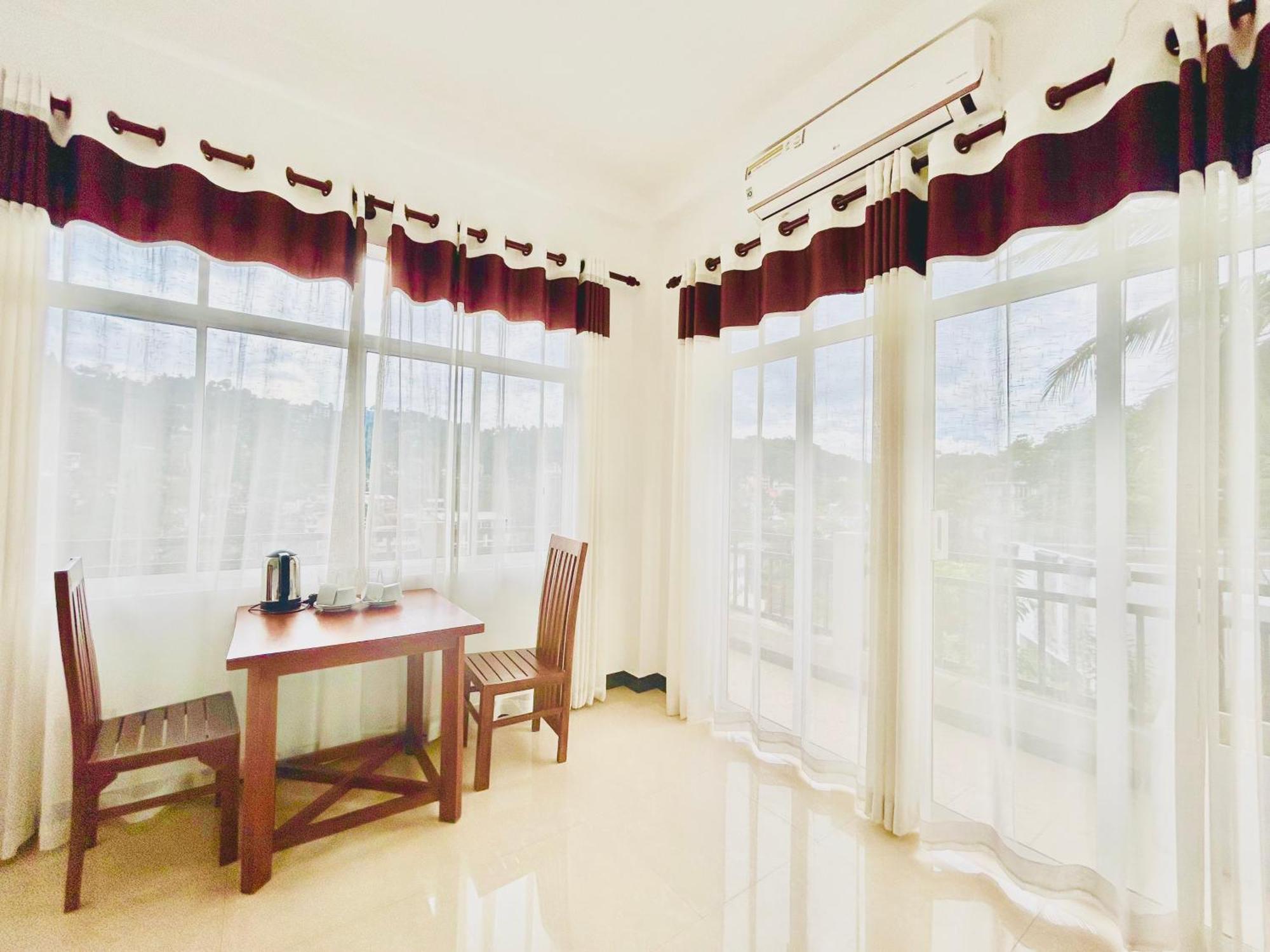 The Terrace Kandy Bagian luar foto
