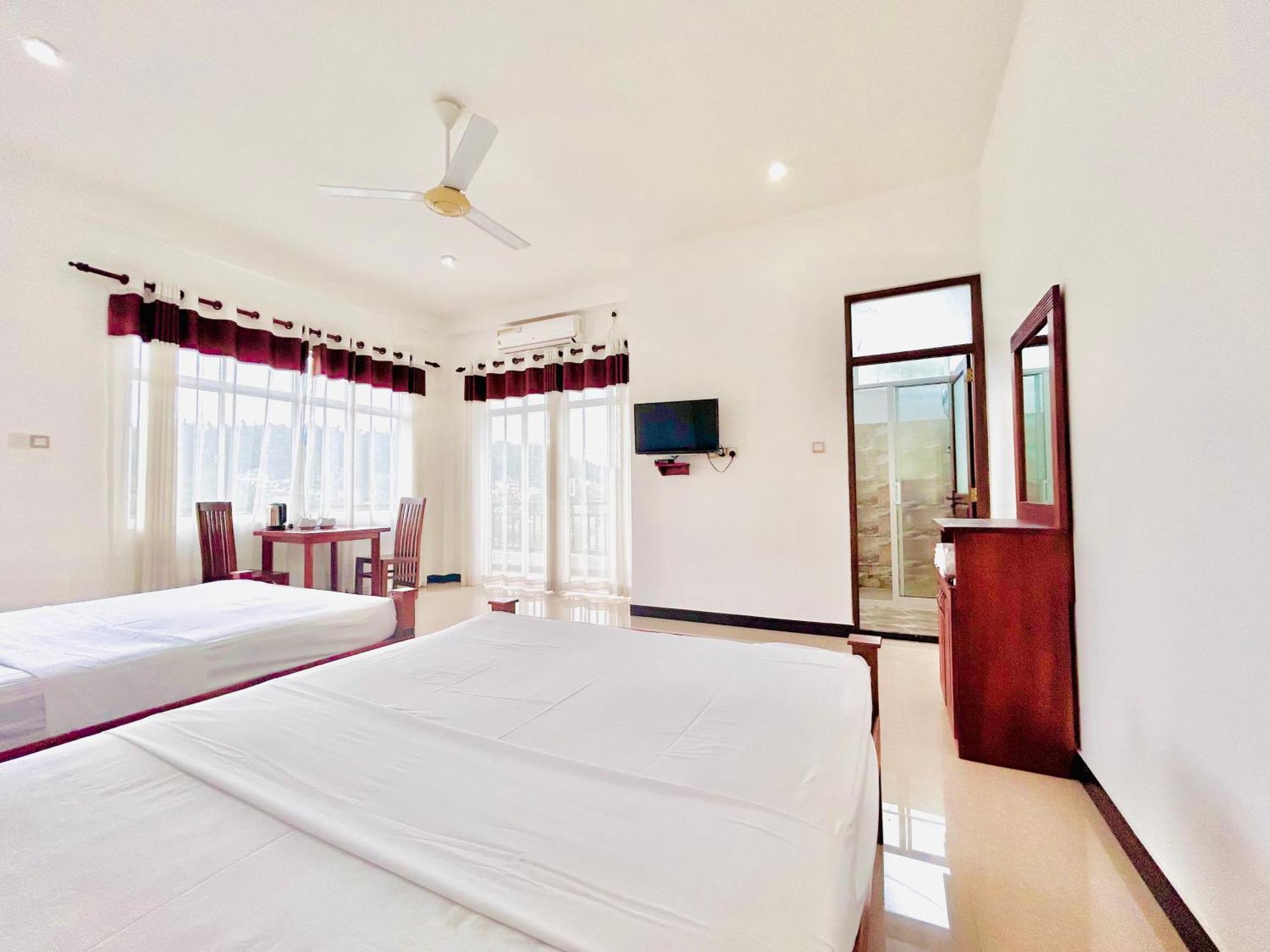 The Terrace Kandy Bagian luar foto