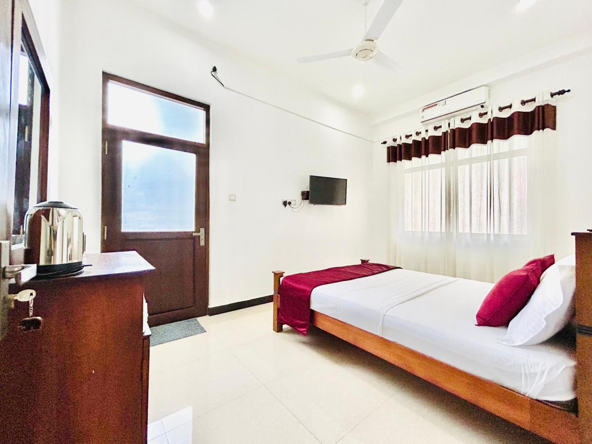 The Terrace Kandy Bagian luar foto